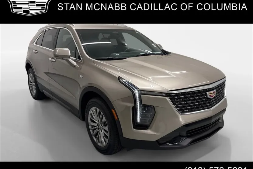 2025 Cadillac XT4 Premium Luxury photo 1