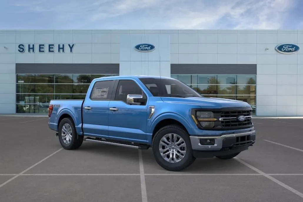 2025 Ford F-150 XLT photo 1