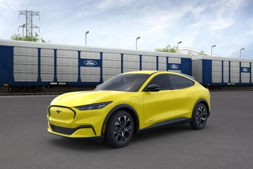 2025 Ford Mustang Mach-E Select photo 1