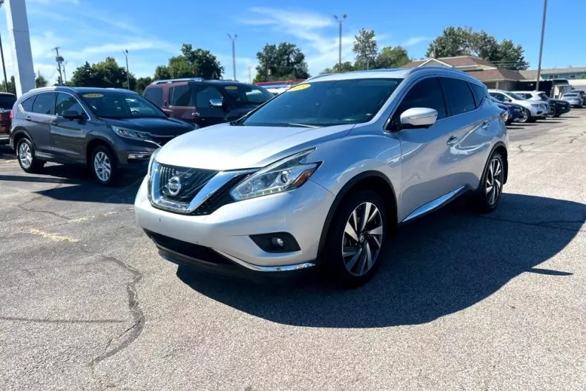 2015 Nissan Murano S photo 1