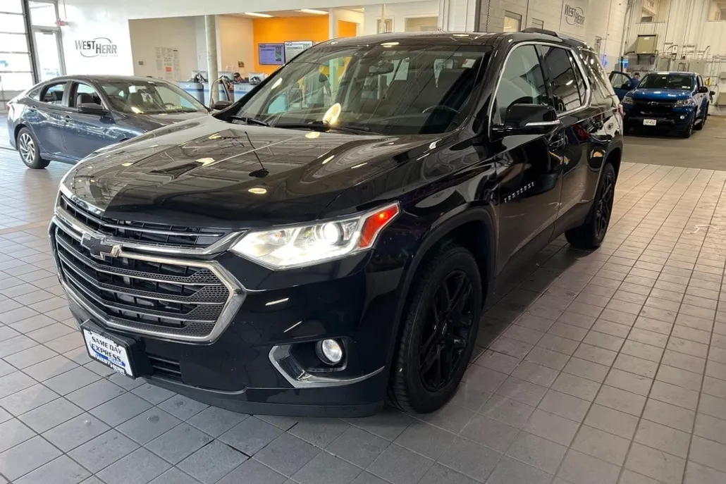 2018 Chevrolet Traverse Cloth 1LT photo 1
