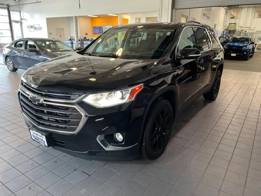2018 Chevrolet Traverse Cloth 1LT photo 1