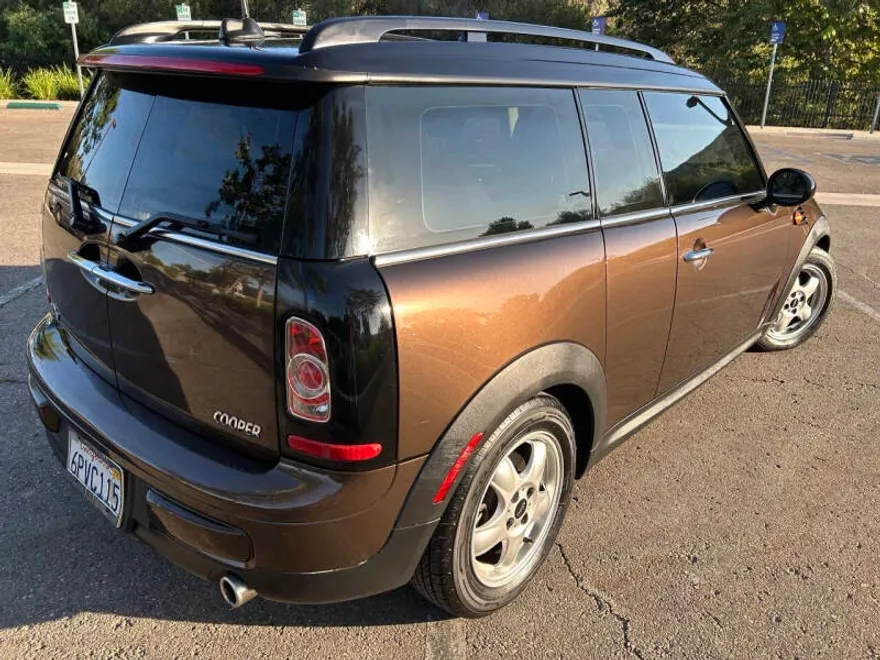 2011 Mini Clubman Base photo 1