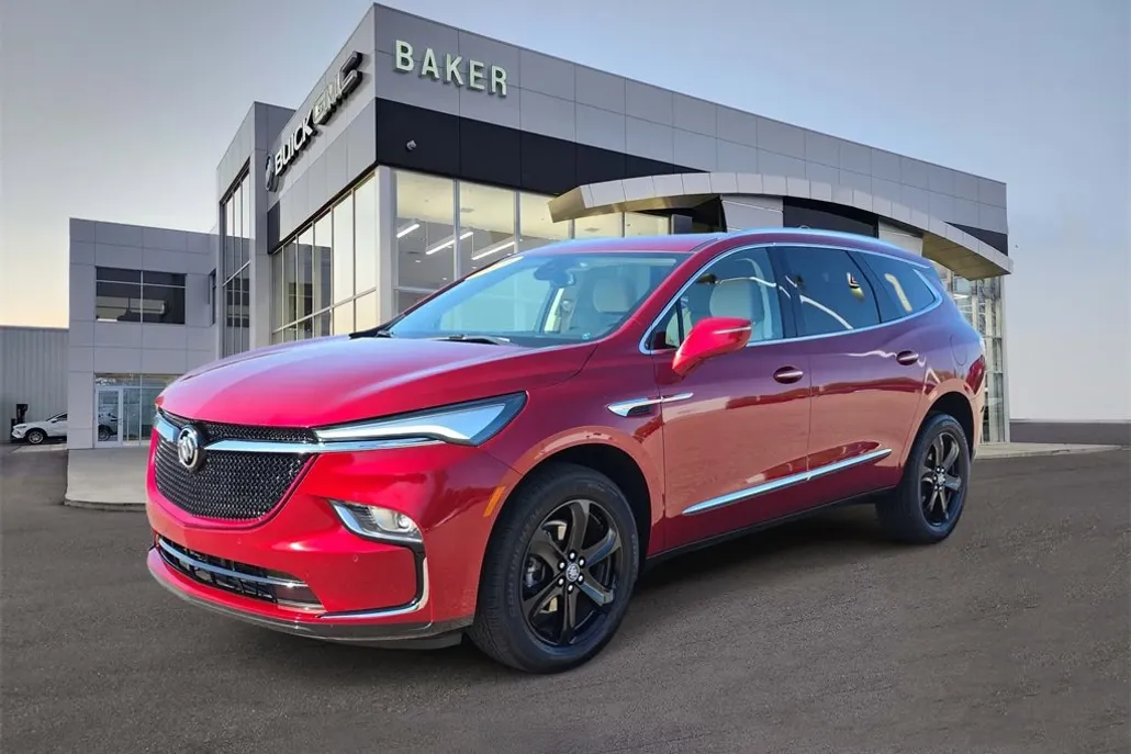 2024 Buick Enclave Essence photo 1