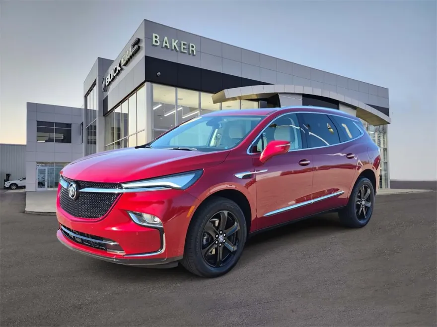 2024 Buick Enclave Essence photo 1
