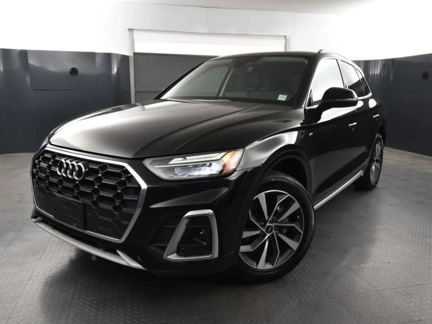 2022 Audi Q5 45 S line Premium photo 1
