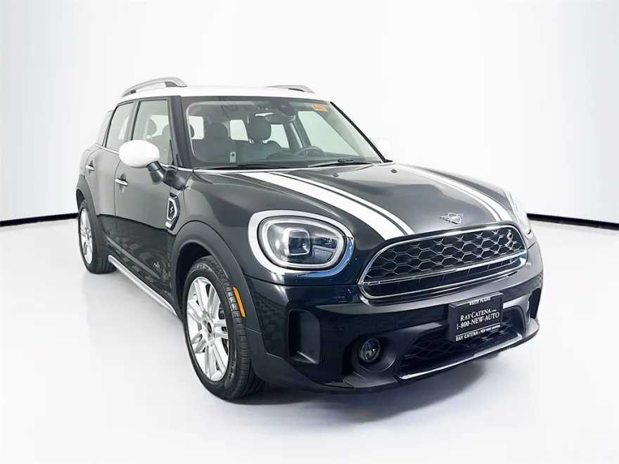2023 Mini Cooper S ALL4 photo 1