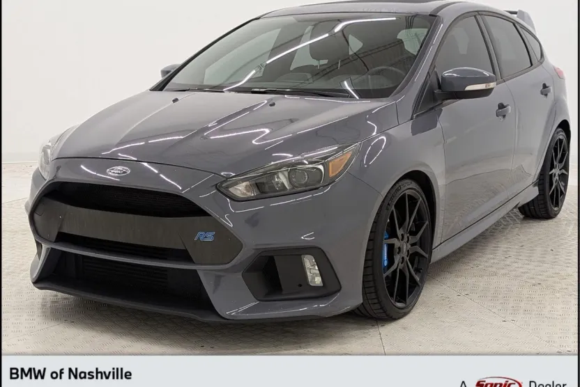 2017 Ford Focus RS photo 1