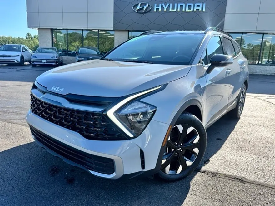 2023 Kia Sportage X-Line photo 1