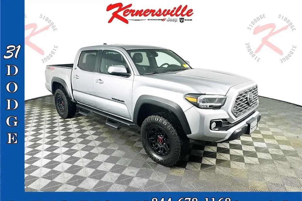 2023 Toyota Tacoma TRD Off-Road photo 1