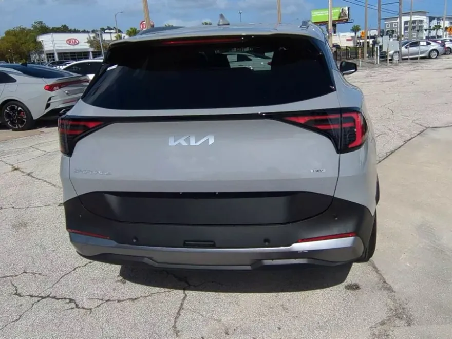 2026 Kia Sportage Hybrid EX photo 1