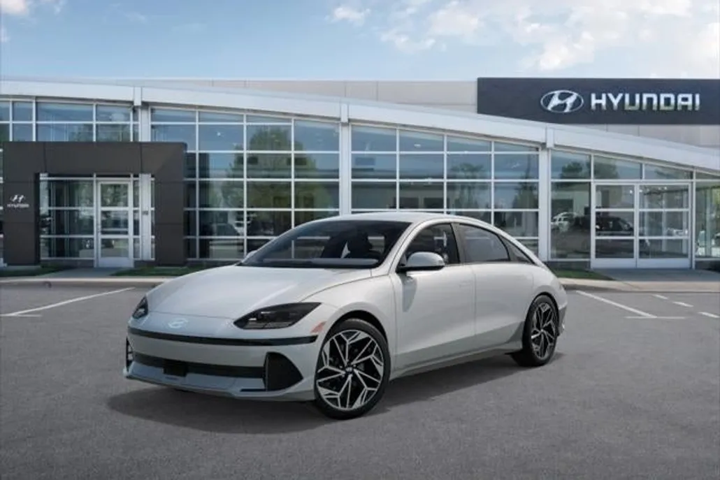 2025 Hyundai Ioniq 6 SEL photo 1