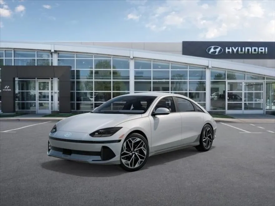 2025 Hyundai Ioniq 6 SEL photo 1