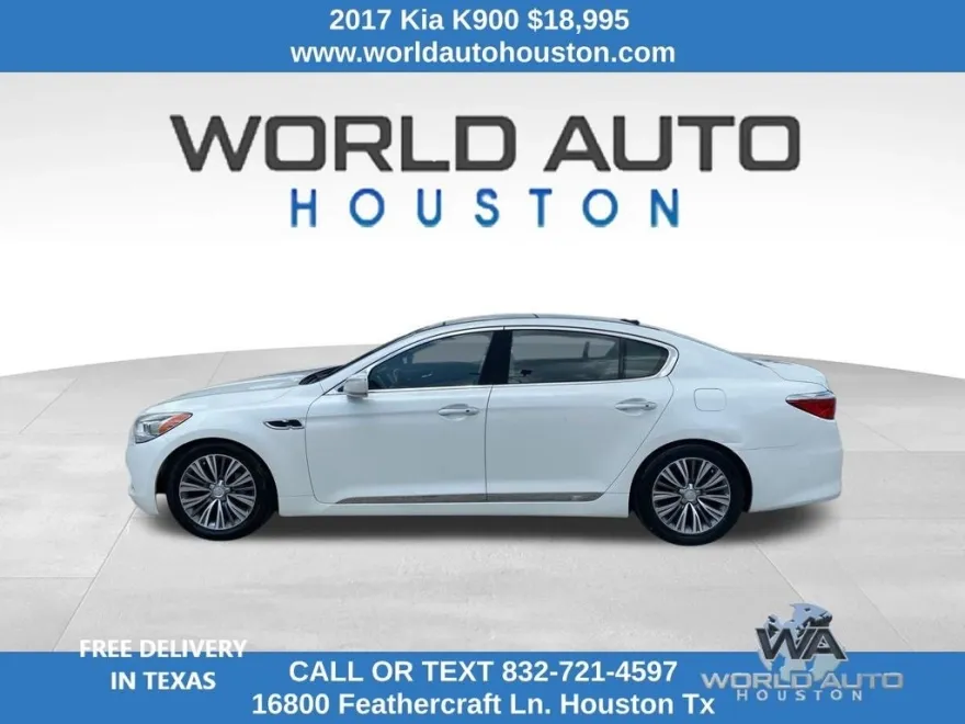 2017 Kia K900 Premium photo 1
