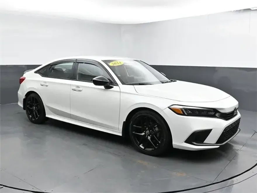 2024 Honda Civic Sport photo 1