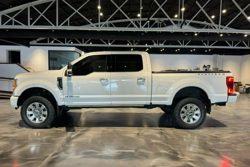 2020 Ford F-250 Platinum photo 1