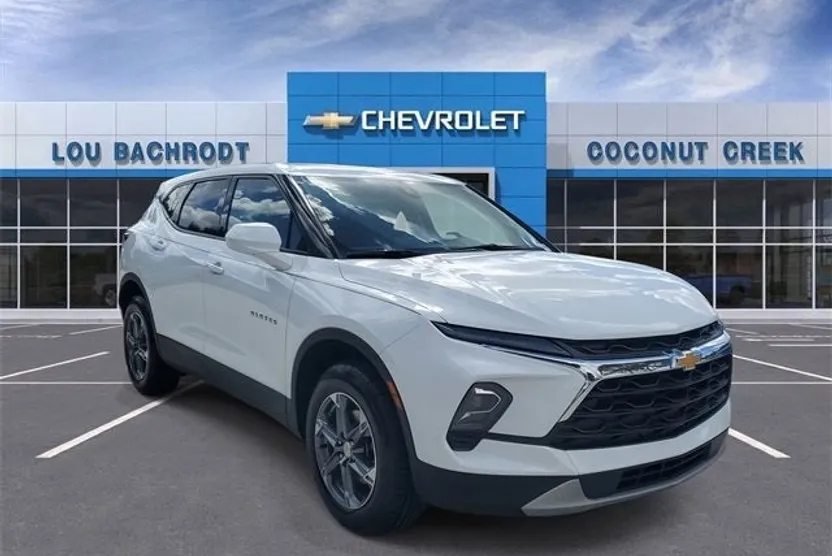 2023 Chevrolet Blazer 2LT photo 1