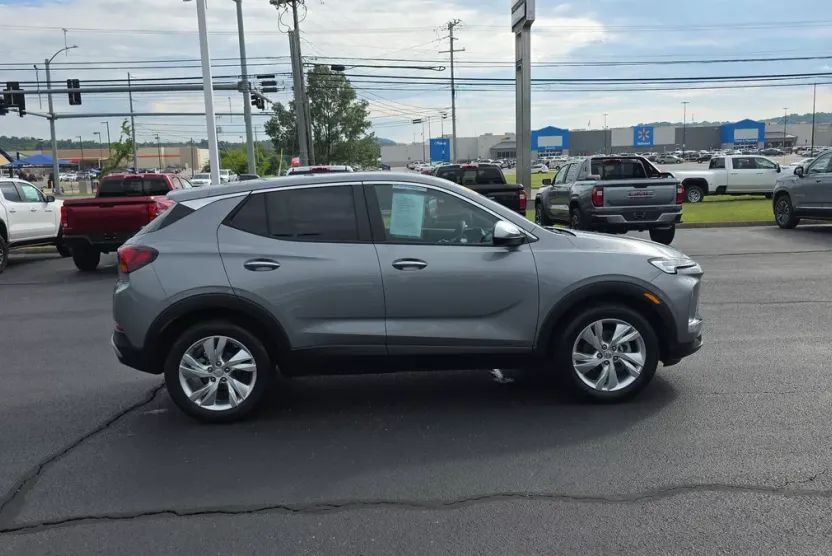 2025 Buick Encore GX Preferred photo 1