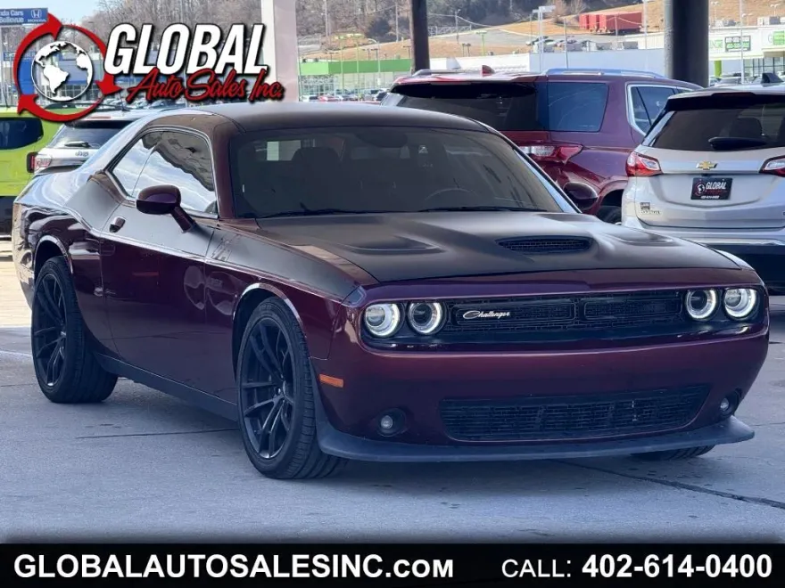 2021 Dodge Challenger R/T Scat Pack photo 1