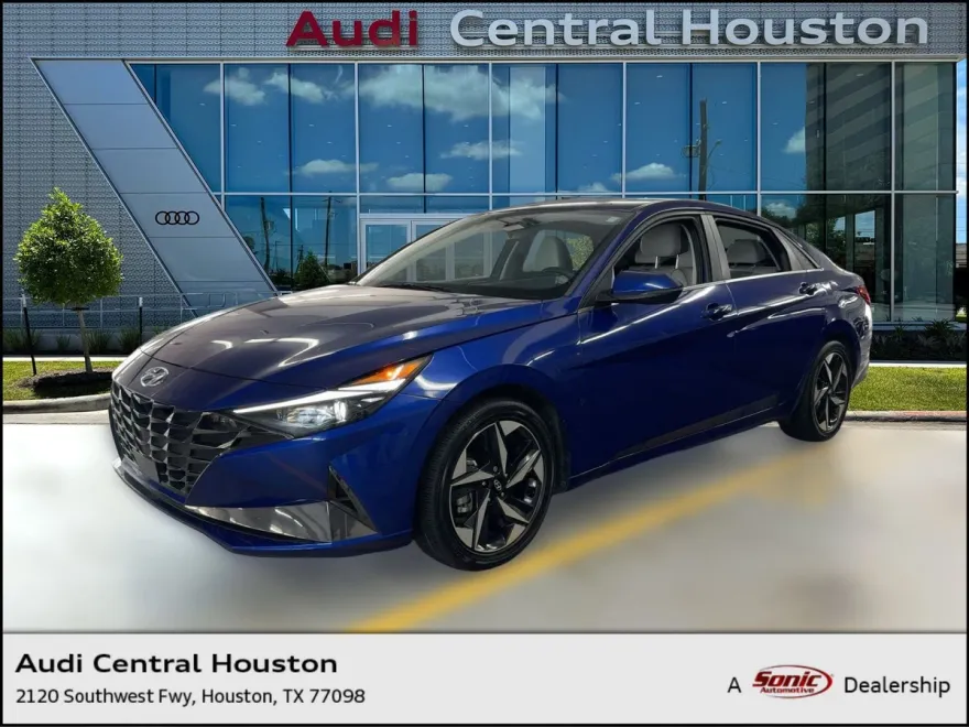 2023 Hyundai Elantra Limited photo 1