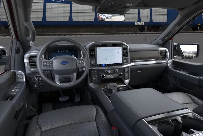 2025 Ford F-150 Lariat photo 1