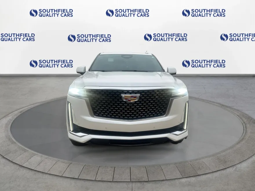 2021 Cadillac Escalade Premium Luxury photo 9