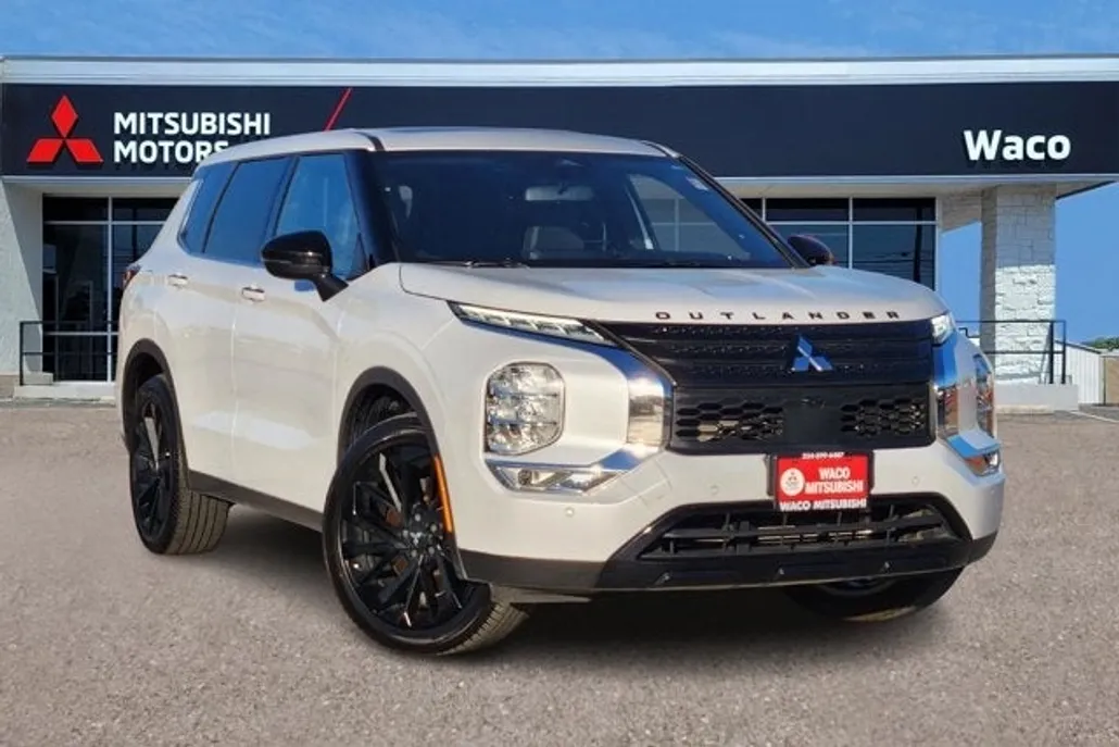 2022 Mitsubishi Outlander SE photo 1