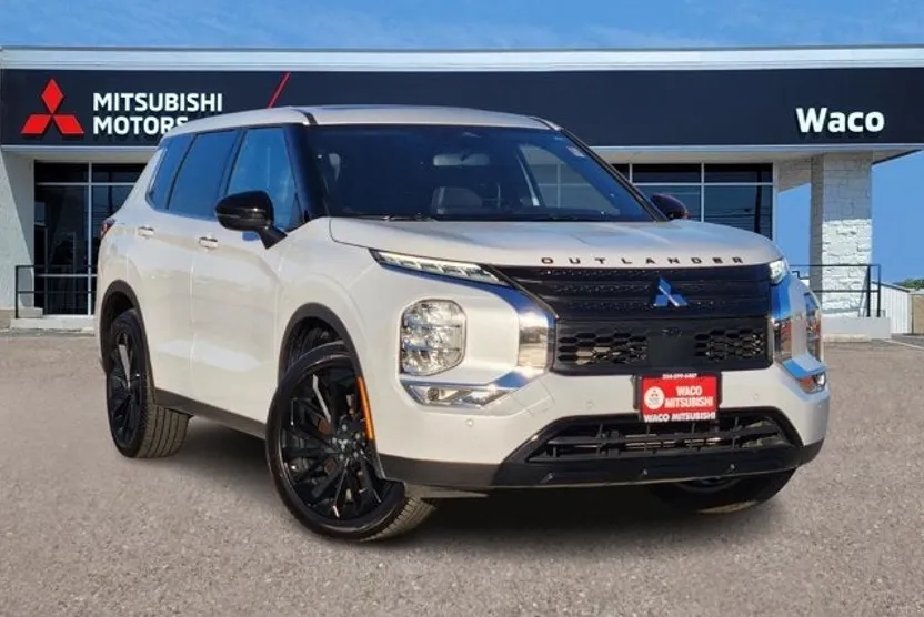 2022 Mitsubishi Outlander SE photo 1