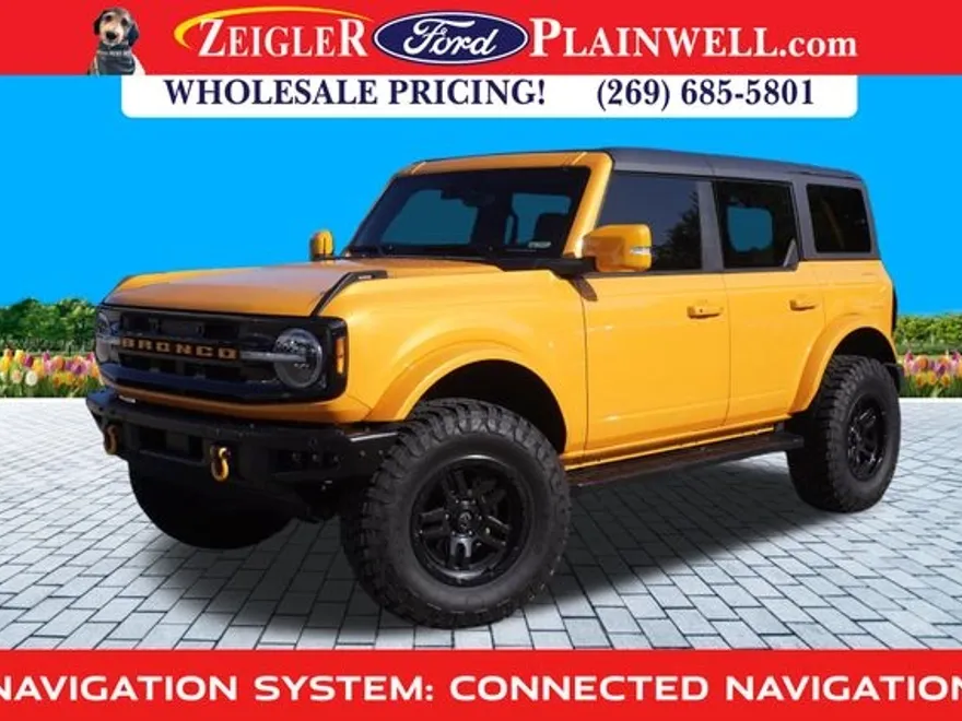 2022 Ford Bronco Outer Banks photo 1
