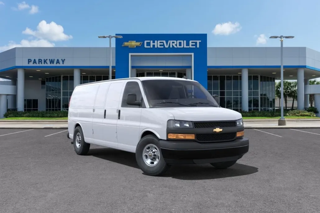 2024 Chevrolet Express Cargo 2500 photo 1