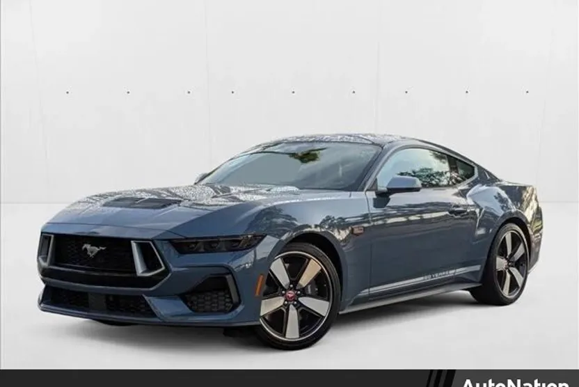 2025 Ford Mustang GT Premium photo 1