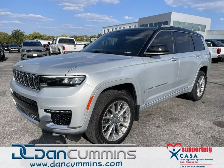 2023 Jeep Grand Cherokee L Summit photo 1
