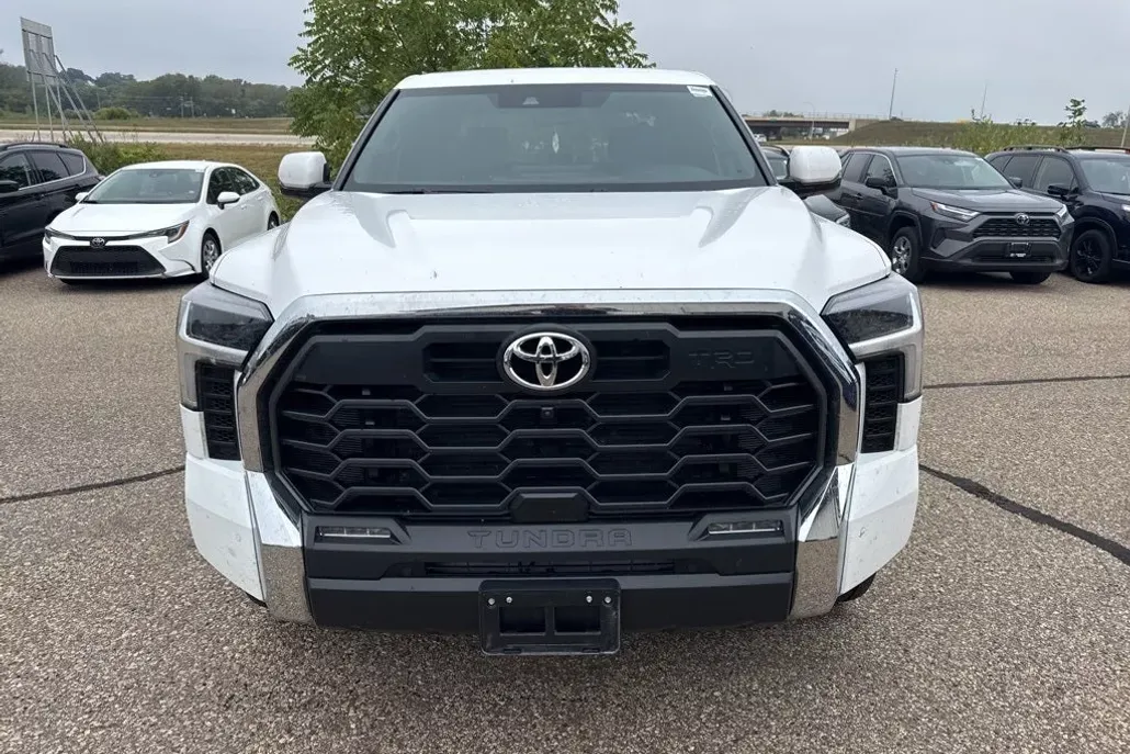 2025 Toyota Tundra SR5 photo 1