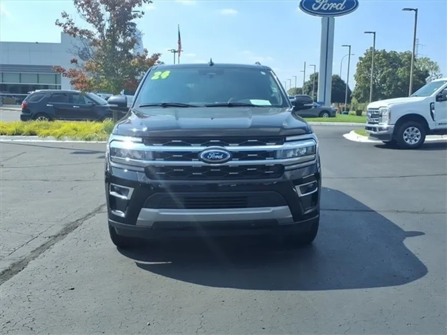 2024 Ford Expedition Limited photo 1