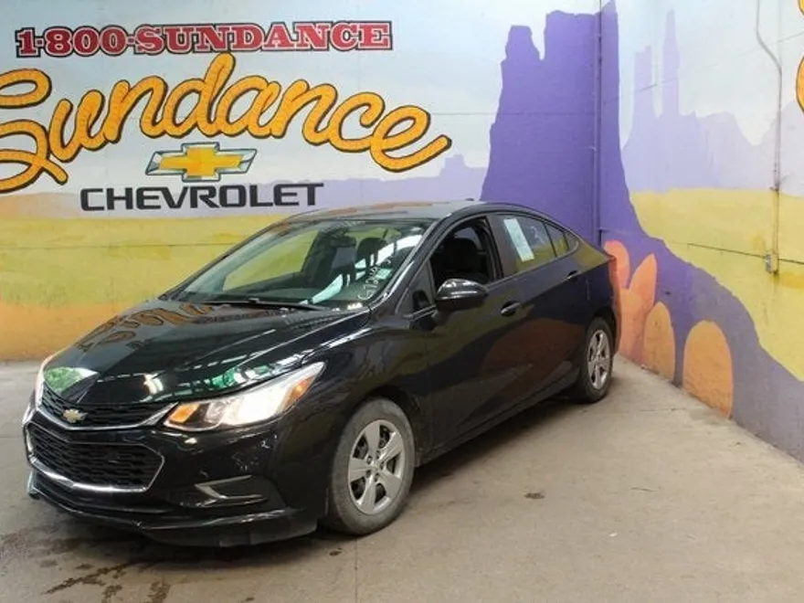 2016 Chevrolet Cruze LS photo 1
