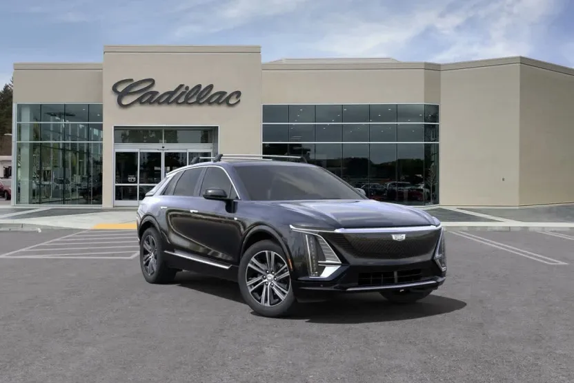 2025 Cadillac Lyriq Luxury photo 1