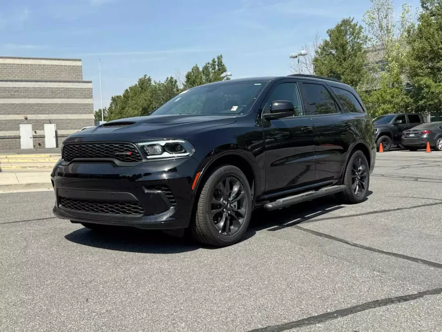 2025 Dodge Durango R/T photo 1