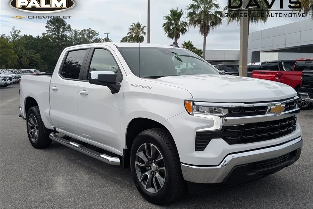 2025 Chevrolet Silverado 1500 LT photo 1