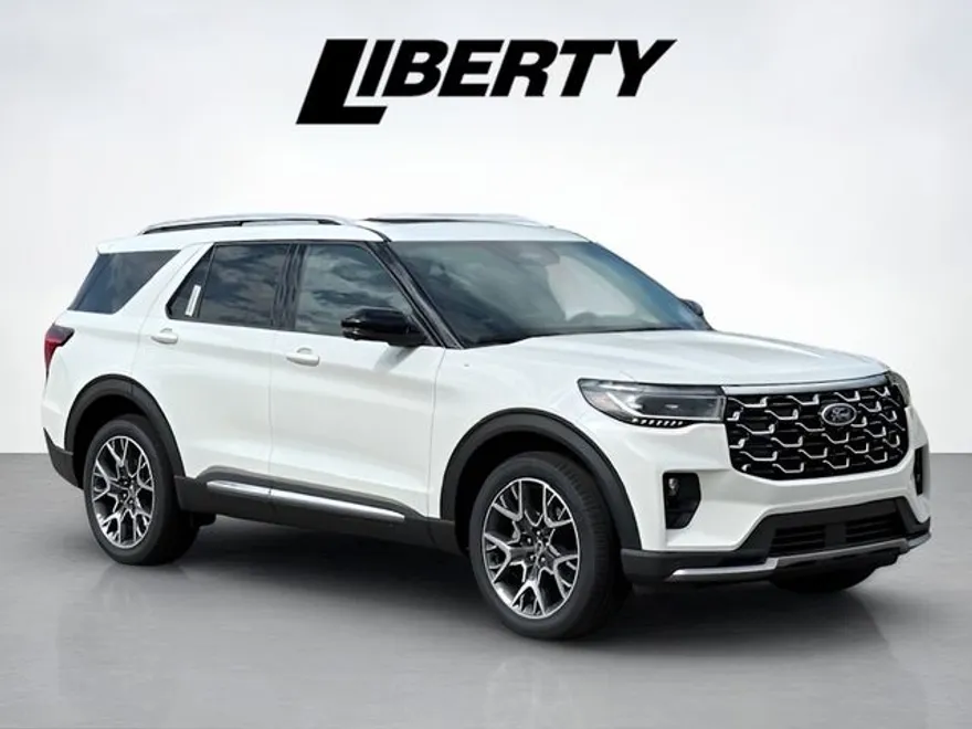 2025 Ford Explorer Platinum photo 1