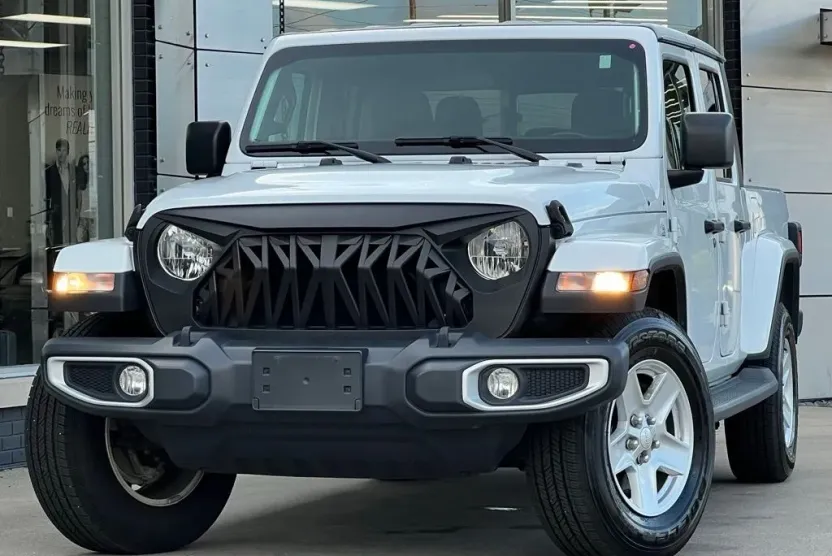 2021 Jeep Gladiator Sport photo 1