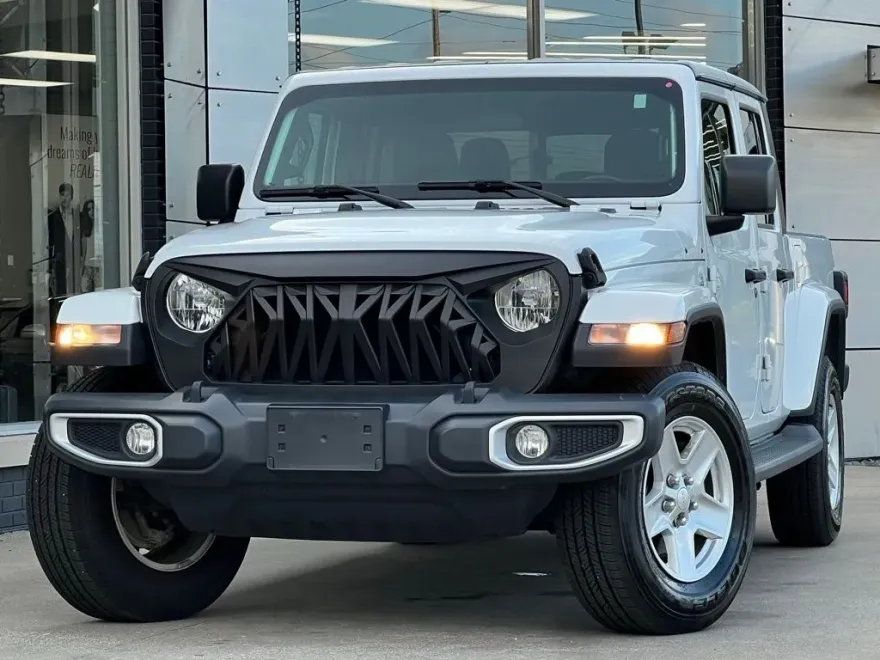 2021 Jeep Gladiator Sport photo 1