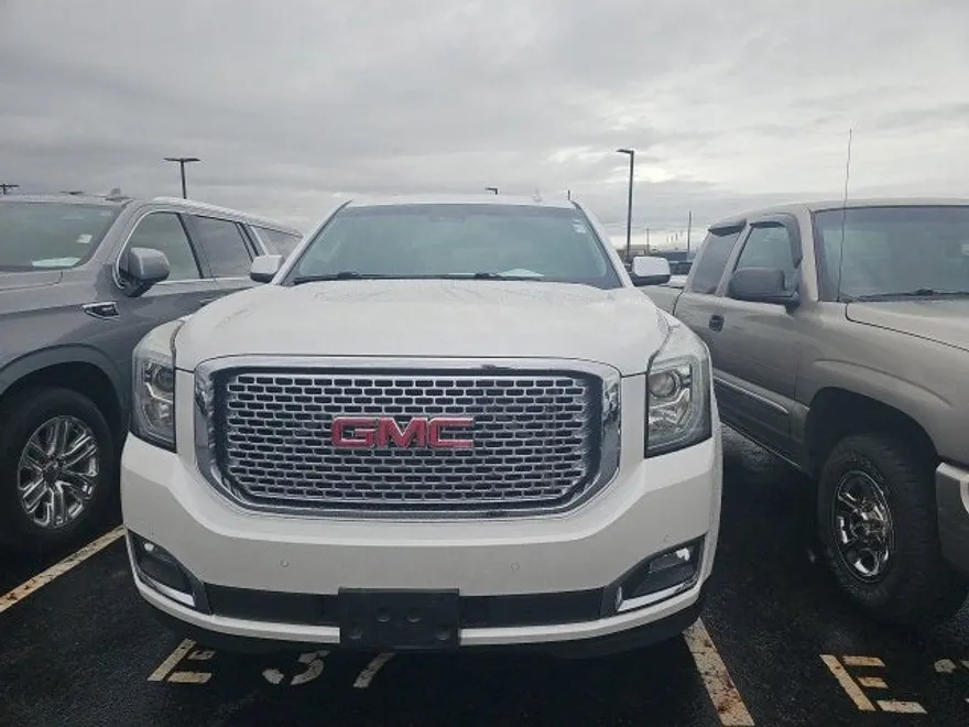 2016 Gmc Yukon XL Denali photo 1