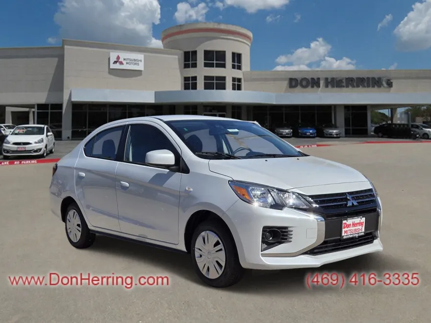 2024 Mitsubishi Mirage G4 ES photo 1