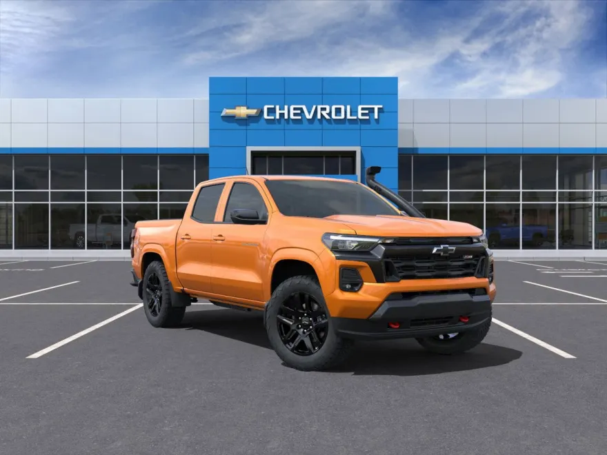 2025 Chevrolet Colorado Z71 photo 1