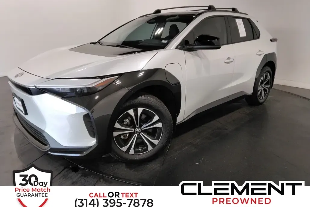 2024 Toyota bZ4X XLE photo 1