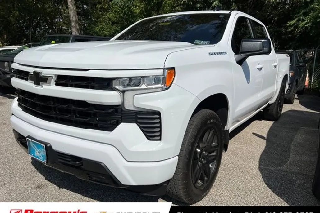 2023 Chevrolet Silverado 1500 RST photo 1