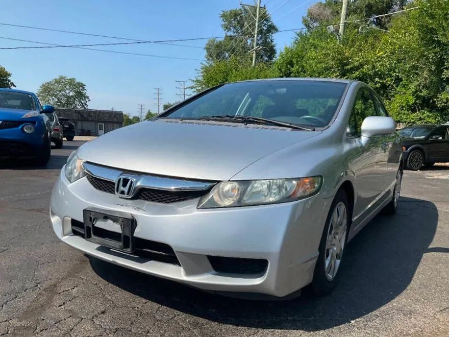 2011 Honda Civic LX photo 1
