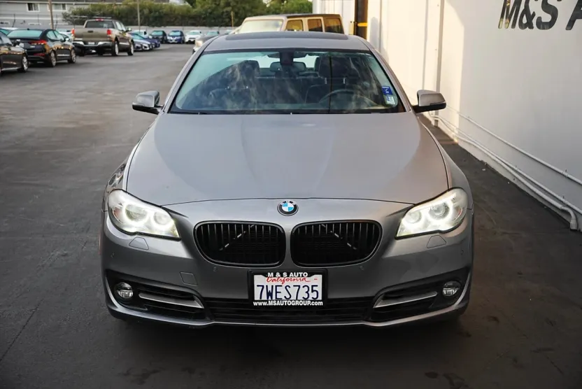 2016 Bmw 528i 5-series photo 1