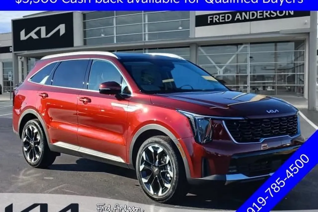 2025 Kia Sorento EX photo 1