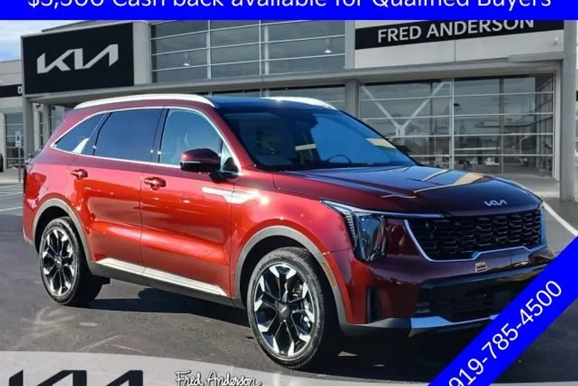 2025 Kia Sorento EX photo 1